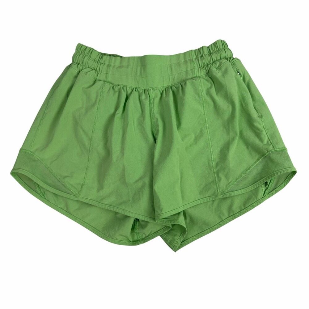 Lululemon Black Size 4 Hotty Hot Low Rise Short